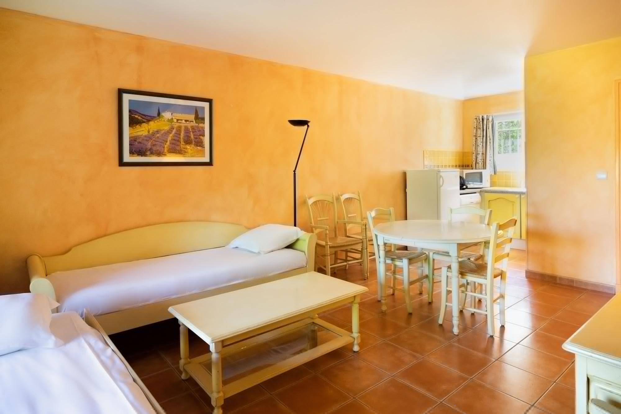 Sowell Residences Les Mazets Арл Екстериор снимка