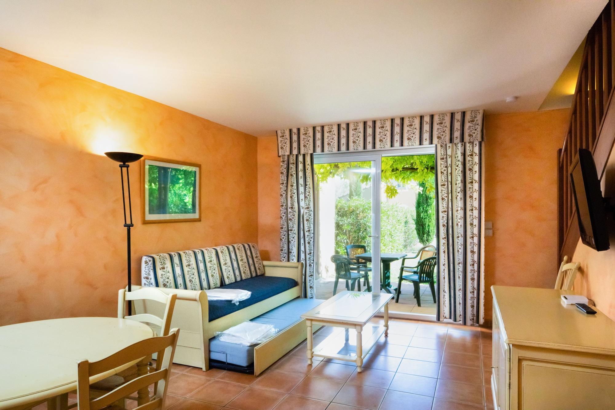 Sowell Residences Les Mazets Арл Екстериор снимка