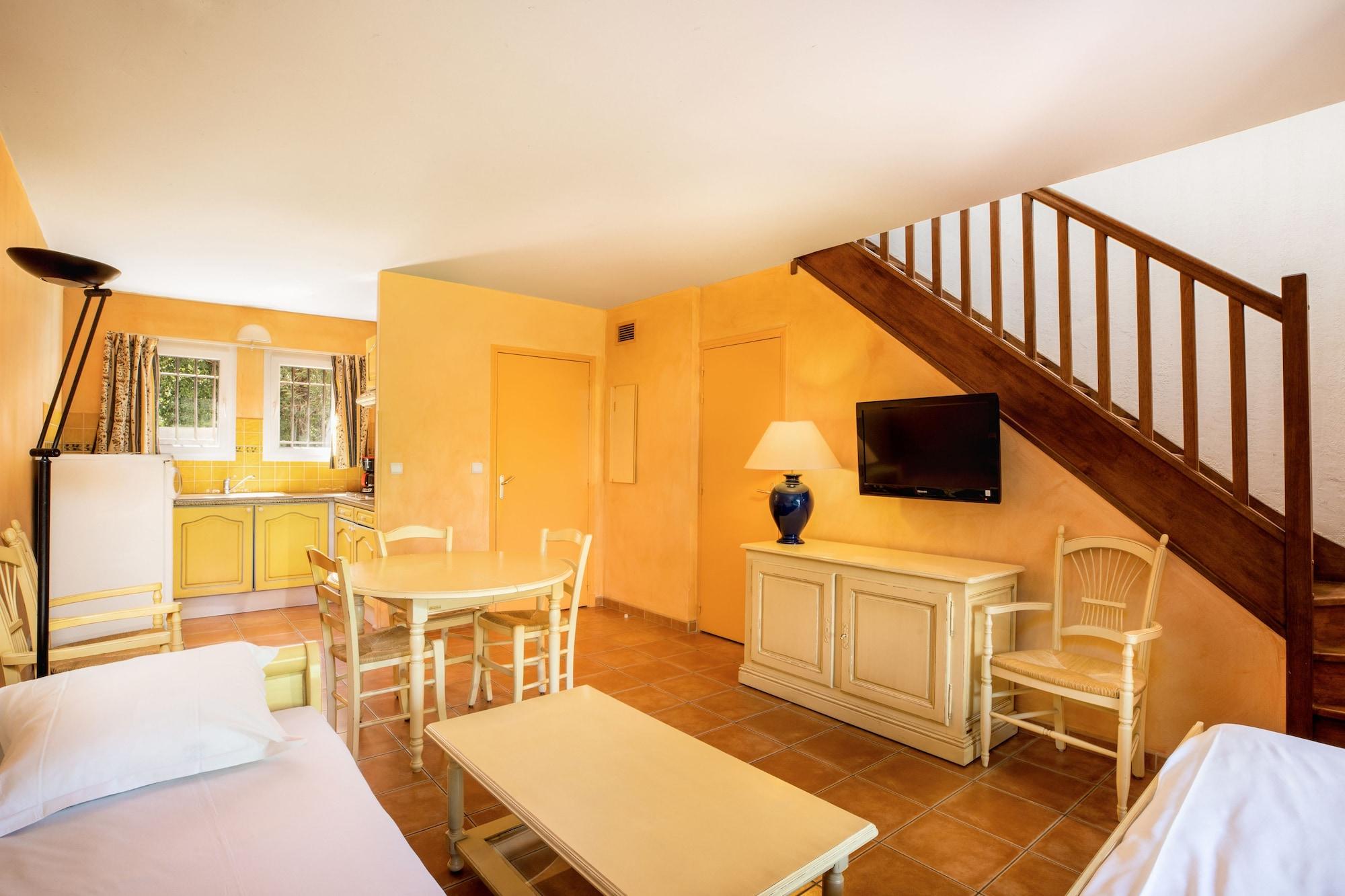 Sowell Residences Les Mazets Арл Екстериор снимка