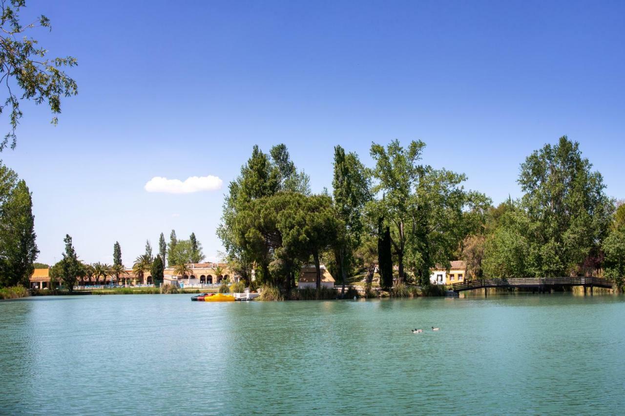 Sowell Residences Les Mazets Арл Екстериор снимка